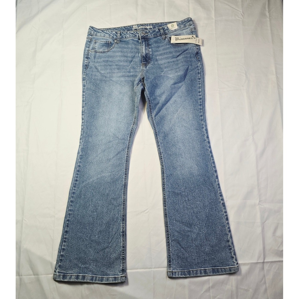 No Boundaries Women Bootcut Jeans 18 Light Blue Denim Mid Rise Stretch Flare V64